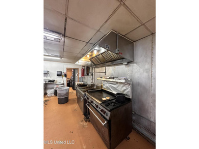 Outstanding opportunity to own a 3,362 SqFt restaurant/ - photo 6