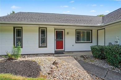 Welcome to 3854 Surfside Circle, a beautifully maintained - photo 3