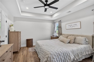 New Construction on OVERSIZED LOT IN CONVENIENT LOCATION! -- - photo 14