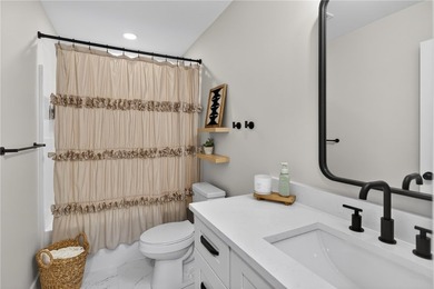 New Construction on OVERSIZED LOT IN CONVENIENT LOCATION! -- - photo 21