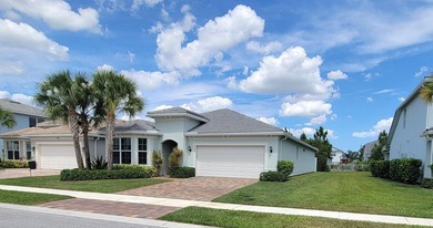 LOOK NO FURTHER THIS PRISTINE UPGRADED HOME SHOWS LIKE A MODEL - photo 4