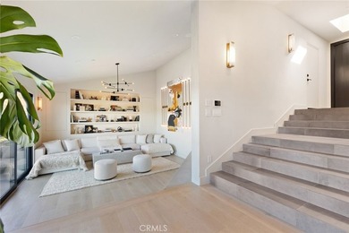 A one of a kind, warm and inviting custom Studio City hillside - photo 5