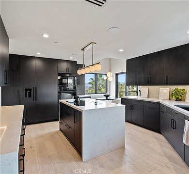 A one of a kind, warm and inviting custom Studio City hillside - photo 8