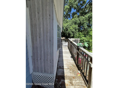 Motivated seller! Excellent opportunity with this 3 bed 2 bath - photo 13