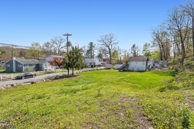 Ready-to-build half-acre lot with a brand-new, unused 3-bedroom - photo 4