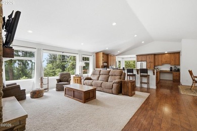 One of a kind, custom craftsman home! Private and secluded - photo 20