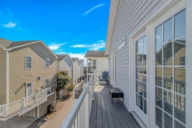 This very open and spacious 5 Bedroom, 4.5 Bath raised beach - photo 22