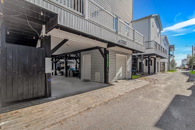 This very open and spacious 5 Bedroom, 4.5 Bath raised beach - photo 23