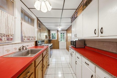 Nestled away on a desirable corner property in the Riverdale - photo 4