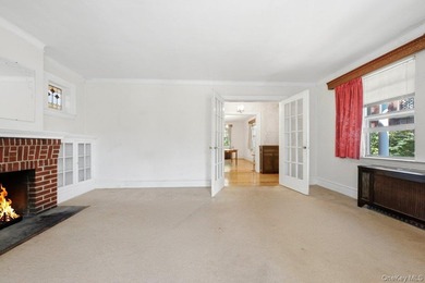 Nestled away on a desirable corner property in the Riverdale - photo 8