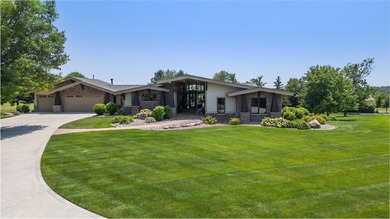 (private lake, pond, creek) Home Sale Pending in Madrid Iowa