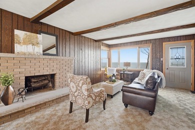 Enjoy lakeside living with this ranch home on Lake Winnebago - photo 3