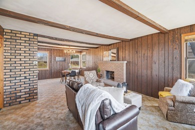 Enjoy lakeside living with this ranch home on Lake Winnebago - photo 4