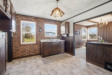 Enjoy lakeside living with this ranch home on Lake Winnebago - photo 9