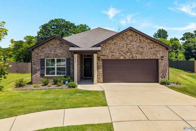Great location near Research Park Blvd. Upgraded, 3 year old - photo 1