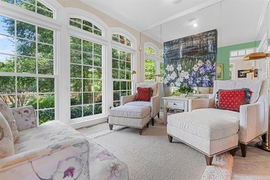 A truly exceptional property where quality, elegance, and views - photo 24