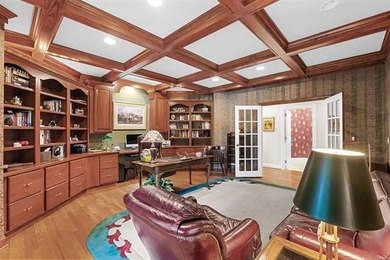 A truly exceptional property where quality, elegance, and views - photo 28