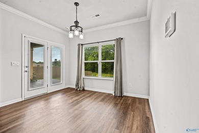 Great location near Research Park Blvd. Upgraded, 3 year old - photo 9