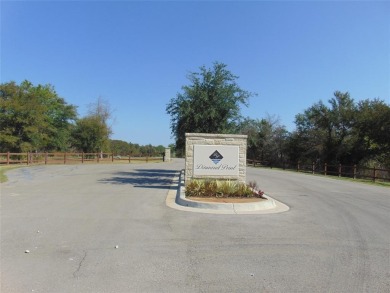 Lake Lot For Sale in Corsicana, Texas