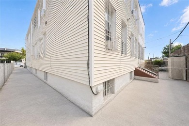 Will be delivered completely vacant. Welcome to this excellent - photo 33