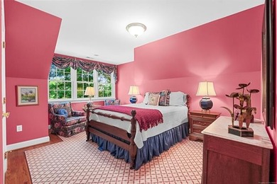 A truly exceptional property where quality, elegance, and views - photo 34