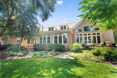 A truly exceptional property where quality, elegance, and views - photo 43