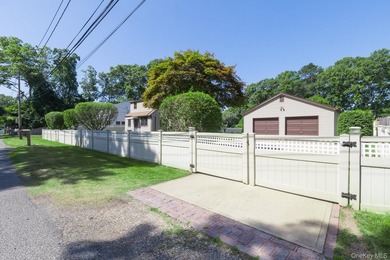 Welcome to this spacious and meticulously maintained home - photo 2
