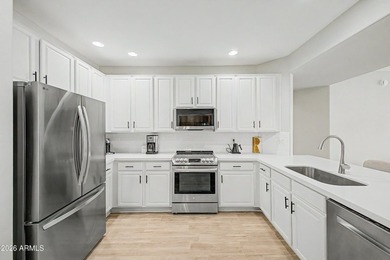 Welcome to elevated living in this beautifully upgraded ground - photo 2