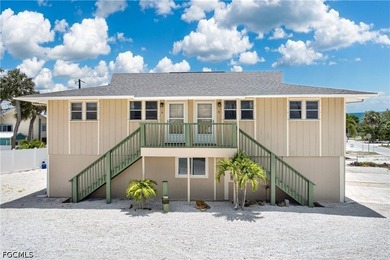 Eucalyptus Park: Premier Duplex with lower owner's unit in - photo 2