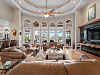 Situated on a rare double lot in the highly sought-after Punta - photo 6