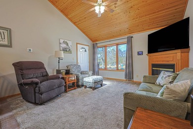 Welcome to your perfect riverside retreat on the Peshtigo River - photo 7
