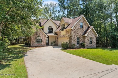 Twin Lakes Home For Sale in Diamondhead Mississippi