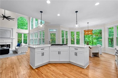 *** MUST SEE *** Lakefront Luxury on Lake Kedron - Completely - photo 21