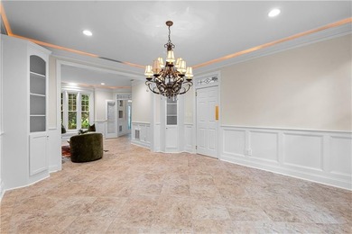 *** MUST SEE *** Lakefront Luxury on Lake Kedron - Completely - photo 28