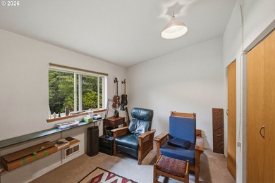 Situated on 1.94 acres just minutes from Bandon's beaches, Old - photo 32