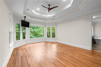 *** MUST SEE *** Lakefront Luxury on Lake Kedron - Completely - photo 33