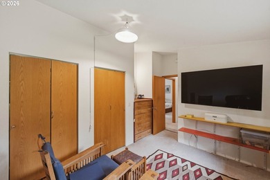 Situated on 1.94 acres just minutes from Bandon's beaches, Old - photo 33