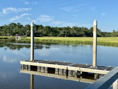 Welcome to coastal living at its best! Historic Beckett - photo 2