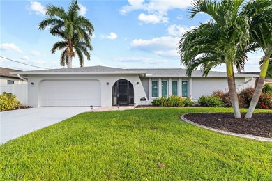 Cape Coral Lakes Area Home For Sale in Cape Coral Florida