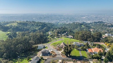 Rare Gated Development Opportunity | 6 Buildable Lots | - photo 1