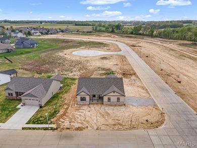 New construction home in the desirable Quail Ridge subdivision - photo 3