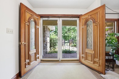 Rare opportunity to own a truly distinctive property in Gran - photo 6