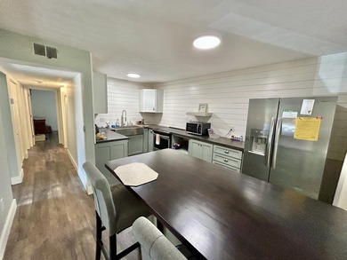 ESTATE SALE of this ground floor unit with or without - photo 16