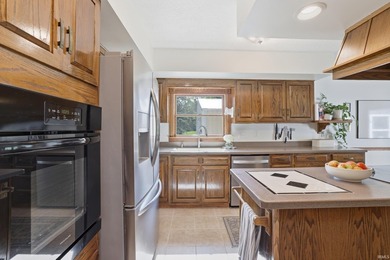 Rare opportunity to own a truly distinctive property in Gran - photo 8