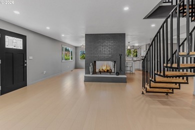 Like new home with a lower interest rate payment! Seller willing - photo 4