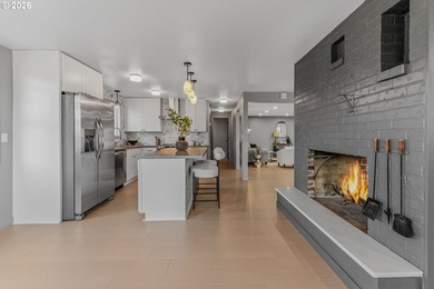 Like new home with a lower interest rate payment! Seller willing - photo 8
