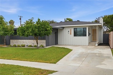 This four bedroom, three bathroom home has been remodeled and - photo 4