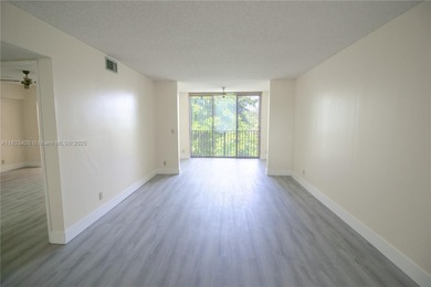 (private lake, pond, creek) Condo Sale Pending in Lauderhill Florida