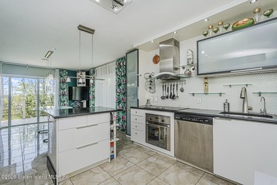 Welcome to 75 Longview Road, a custom-built contemporary home - photo 11