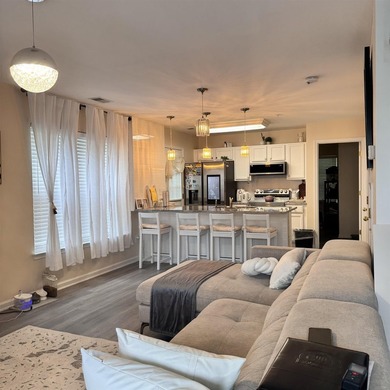 Fantastic location and turn-key townhome at Merritt Park in - photo 13